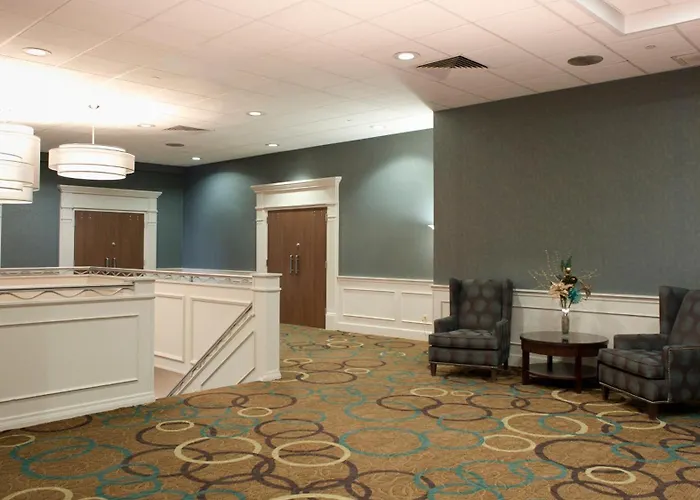 Hotel Rock Island-quad Cities By Ihg 3*
