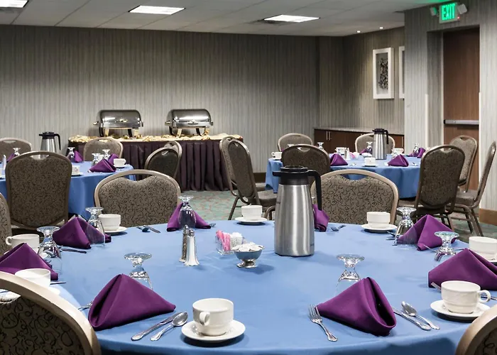 Rock Island-quad Cities By Ihg Hotel 3*