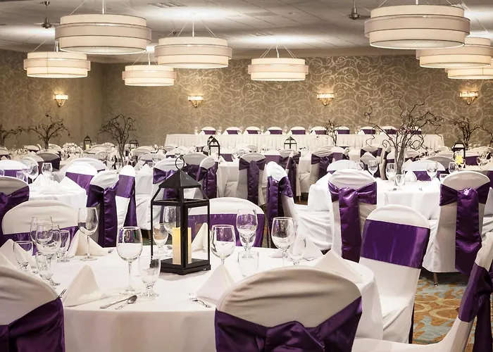 Rock Island-quad Cities By Ihg Hotel