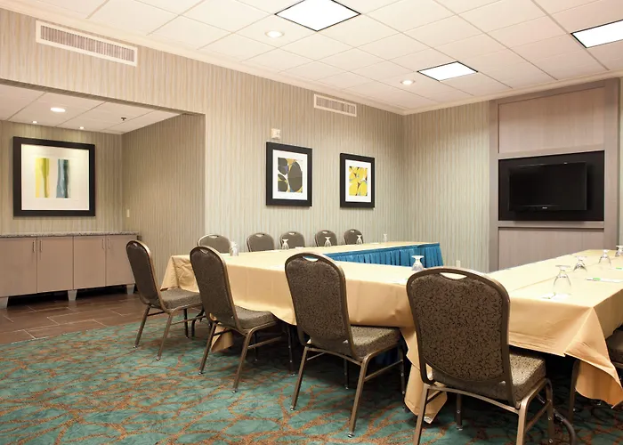 Hotel Rock Island-quad Cities By Ihg 3*