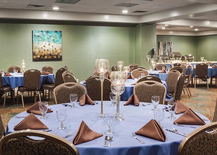Rock Island-quad Cities By Ihg Rock Island